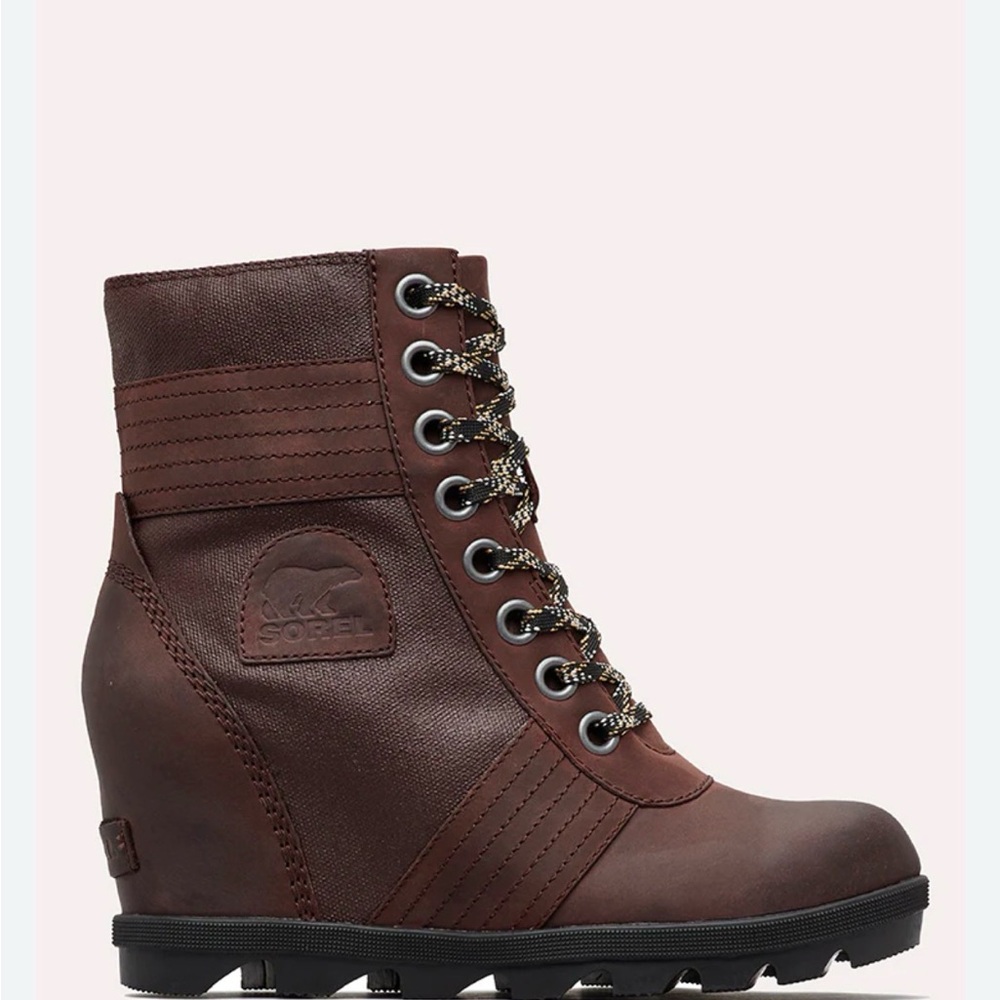 Sorel Women's Dark Brown Lace Up Wedge Boots size 6.5
